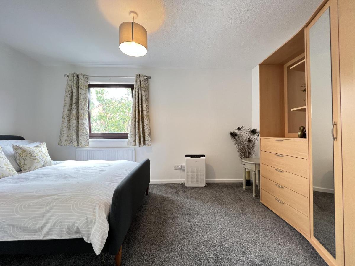 Modern 2 Bed Townhouse Just Outside City Walls With Free Private Parking York Bagian luar foto
